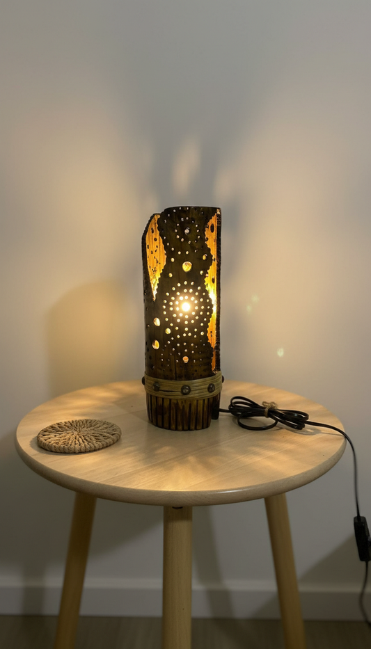 Eleve Lamp